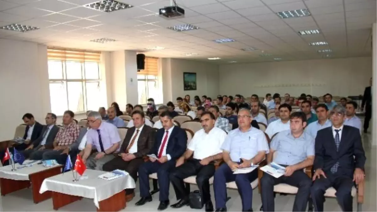 Bingöl\'de Solar Enerji Sistemleri Yaygınlaştırme ve Bilgilendirme Konferansı