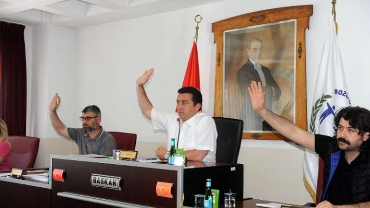 Bozüyük Belediye Meclisi Olağanüstü Toplandı