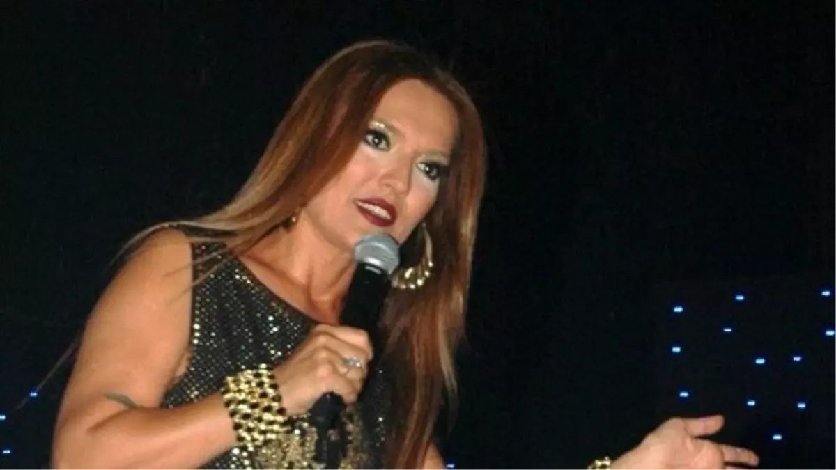 Demet Akalın'ın Gafı Hayranlarını Şaşkına Uğrattı