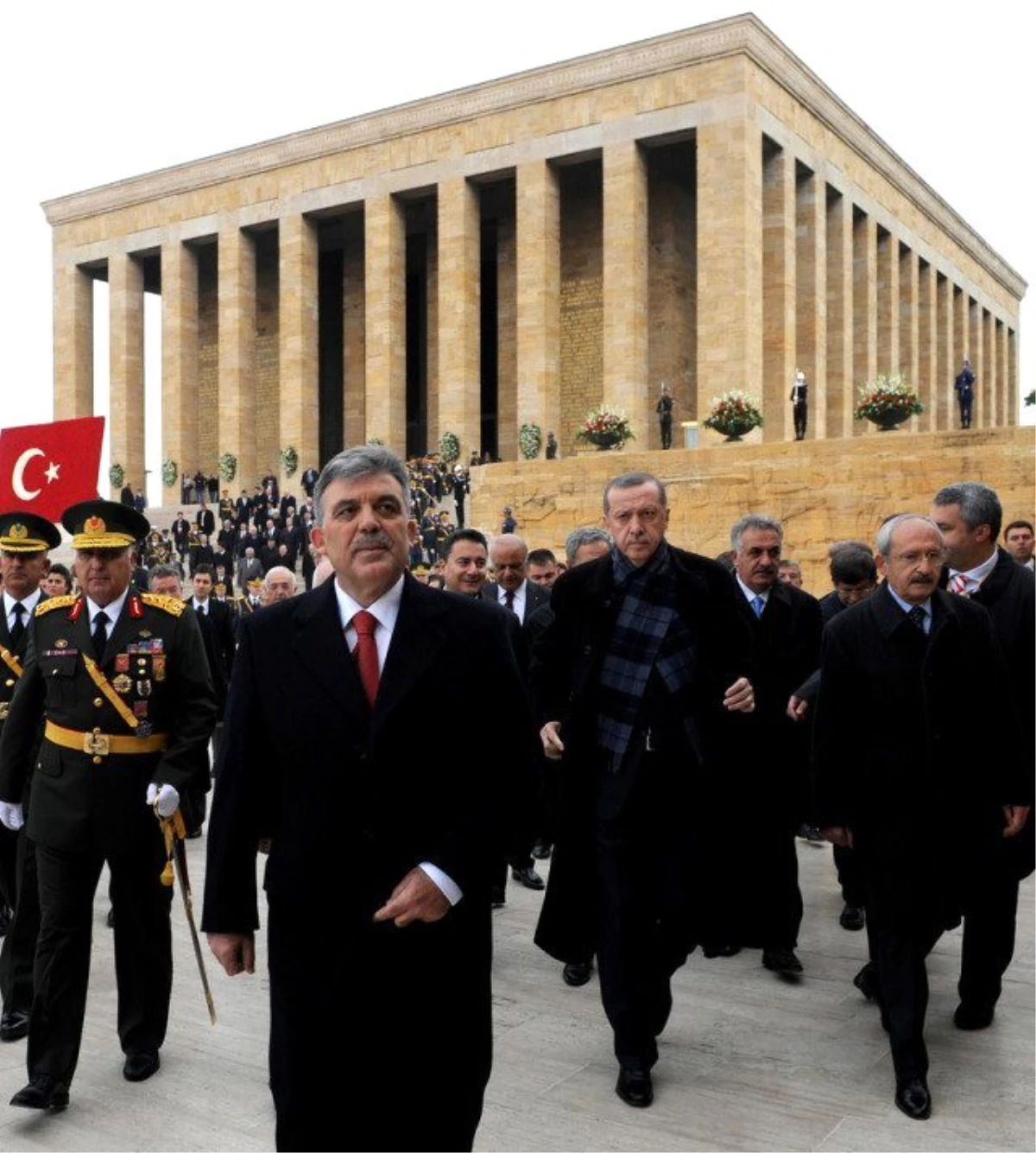 Erdoğan ile Gül\'ün Arasını Cumhurbaşkanlığı Yasası Açmış