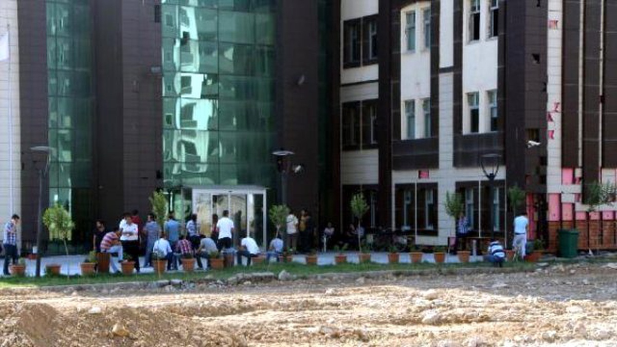 Habur\'da 14 Milyonluk Vurgun Operasyonu: 16 Gözaltı