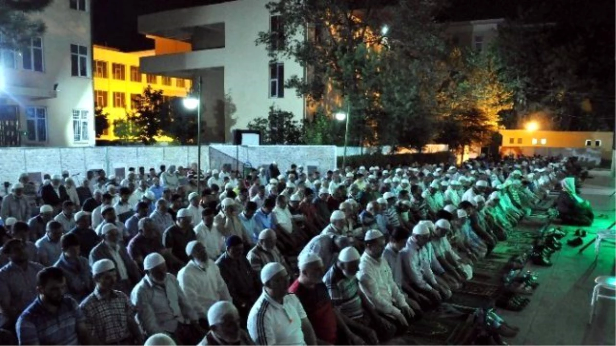 Neü\'de Gök Kubbe Altında Ramazan Geceleri
