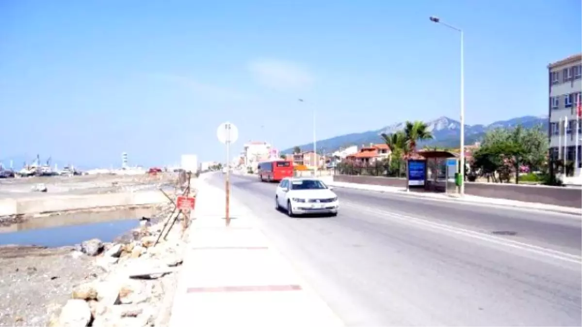 Otobüs Durağı Faciasında Yarış İddiası (2)