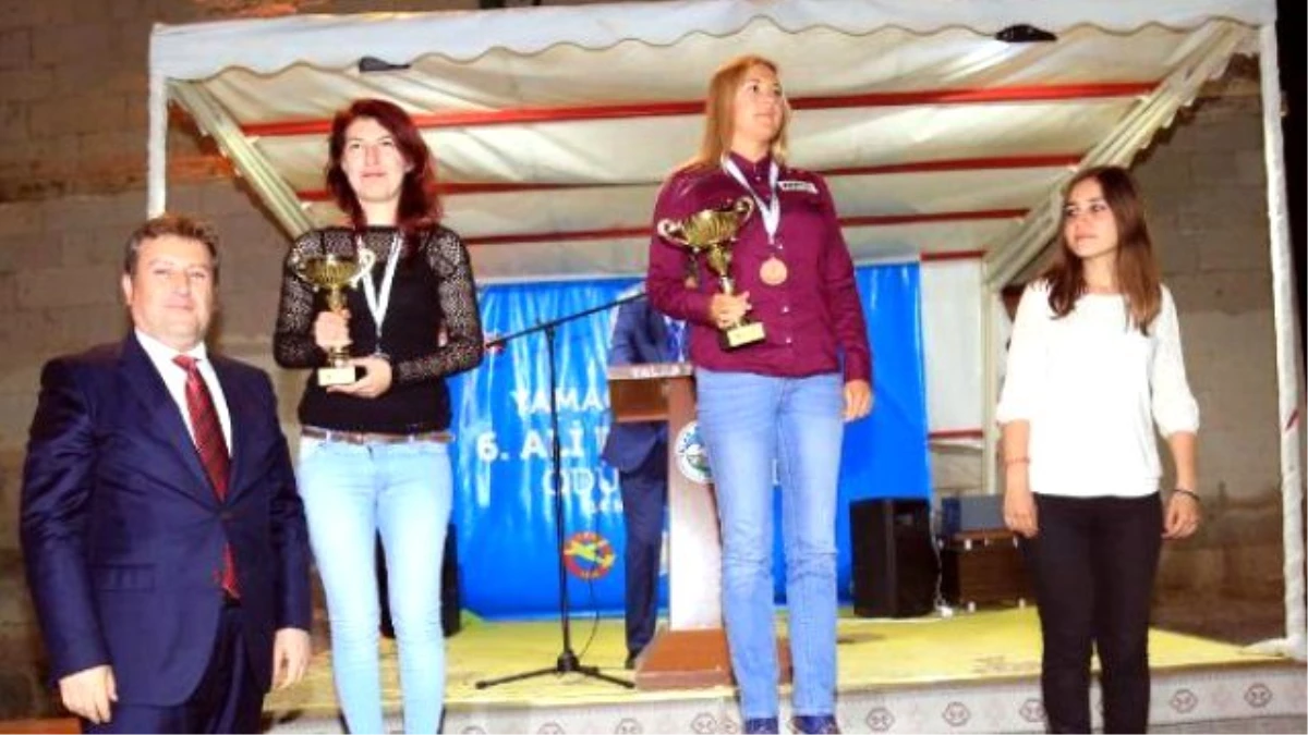 Uluslararası Ali Dağı Yamaç Paraşütü Kupası Ödülleri Dağıtıldı