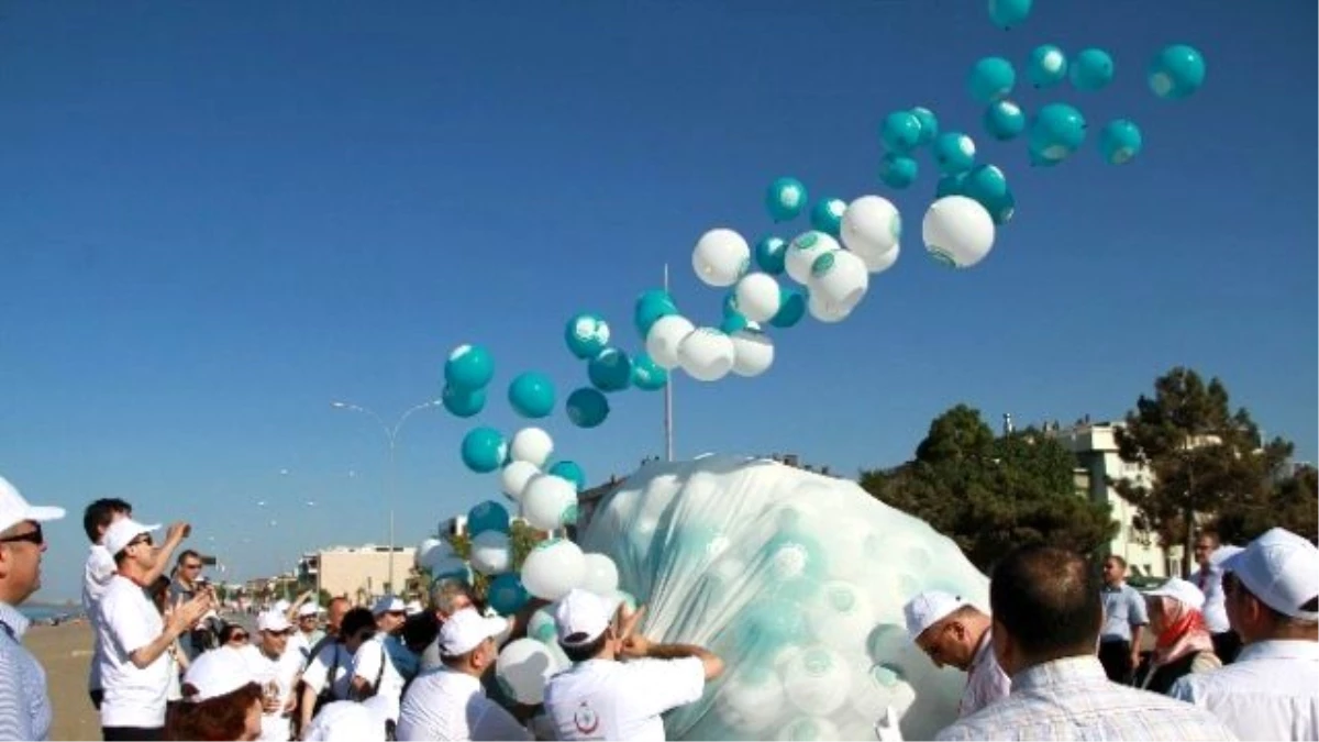 Balonlar "Dumansız Hava Sahası" İçin Gökyüzüne Bırakıldı