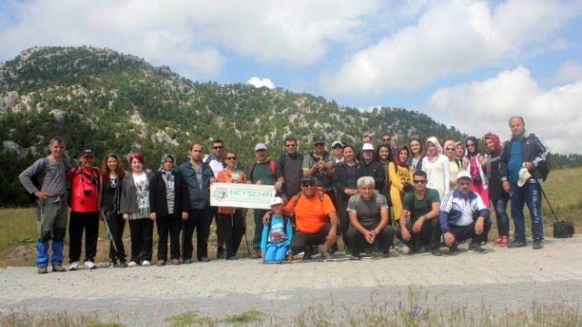 Beyşehir\'de Çamlık Mağaraları Yürüyüşü Gerçekleştirildi