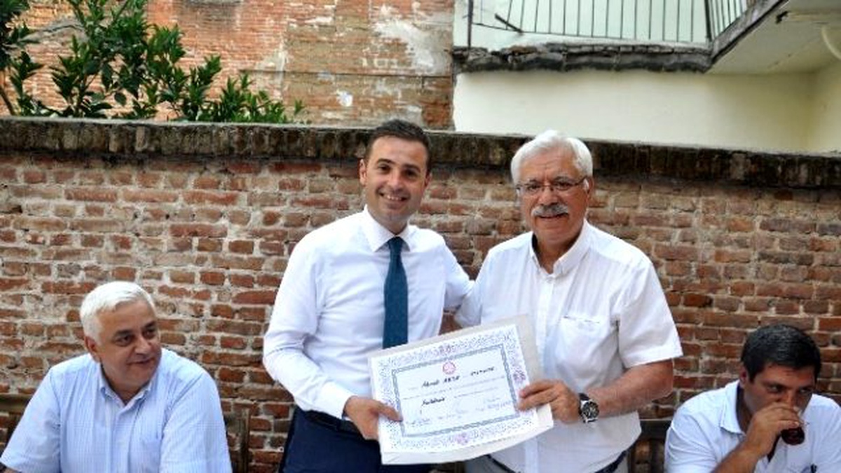 CHP Balıkesir Milletvekili Ahmet Akın\'dan Edremit\'e Teşekkür Ziyareti