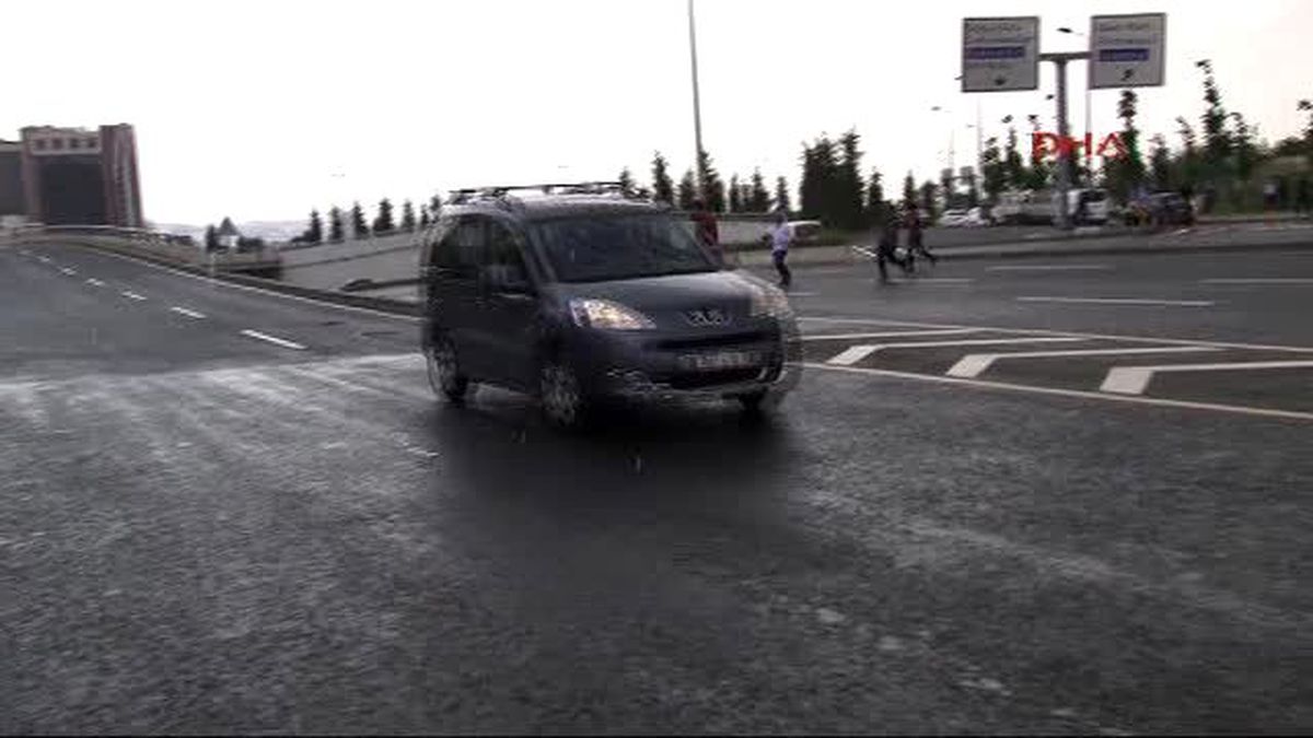 Cumhurbaşkanlığı Sarayı Önünde \'Berkin Elvan\' Eylemi : 9 Gözaltı
