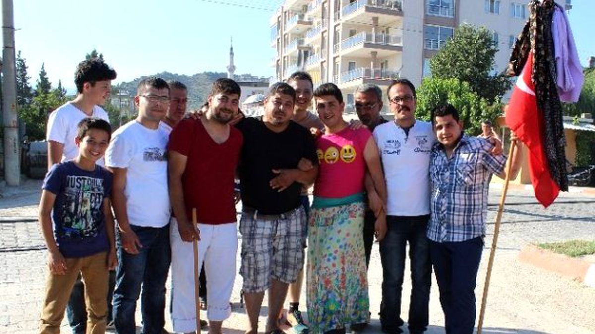 Damada Arkadaşları Yapmadık İşkence Bırakmadı