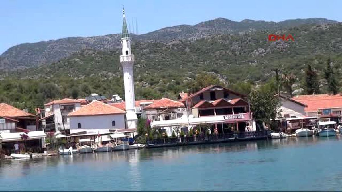 Demre\'de Kaybolan Dalgıç Aranıyor