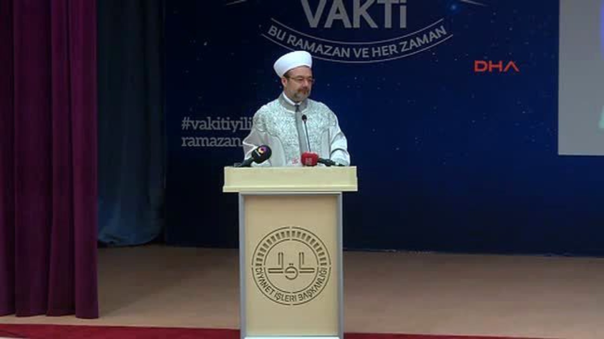 Diyanet İşleri Başkanı Görmez: Türkiye\'nin Sınırında Yaşanan Trajedileri Acıyla İzliyoruz 2-