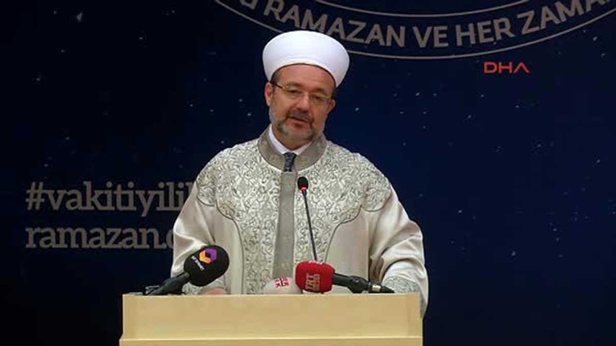 Diyanet İşleri Başkanı Görmez: Türkiye\'nin Sınırında Yaşanan Trajedileri Acıyla İzliyoruz 3-