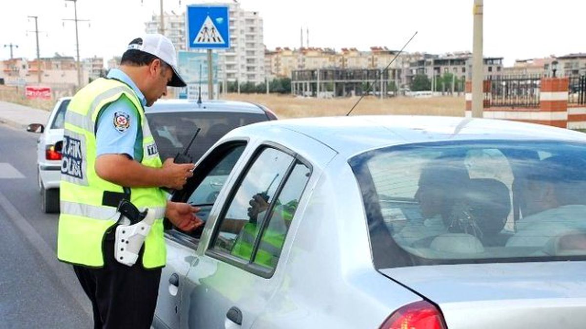 Emniyet Kemeri Uygulaması Aralıksız Devam Ediyor
