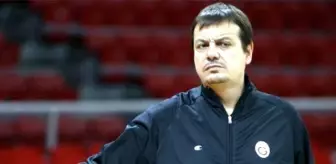 Ergin Ataman: Arroyo Bir Daha Galatasaray Formasını Giyemez