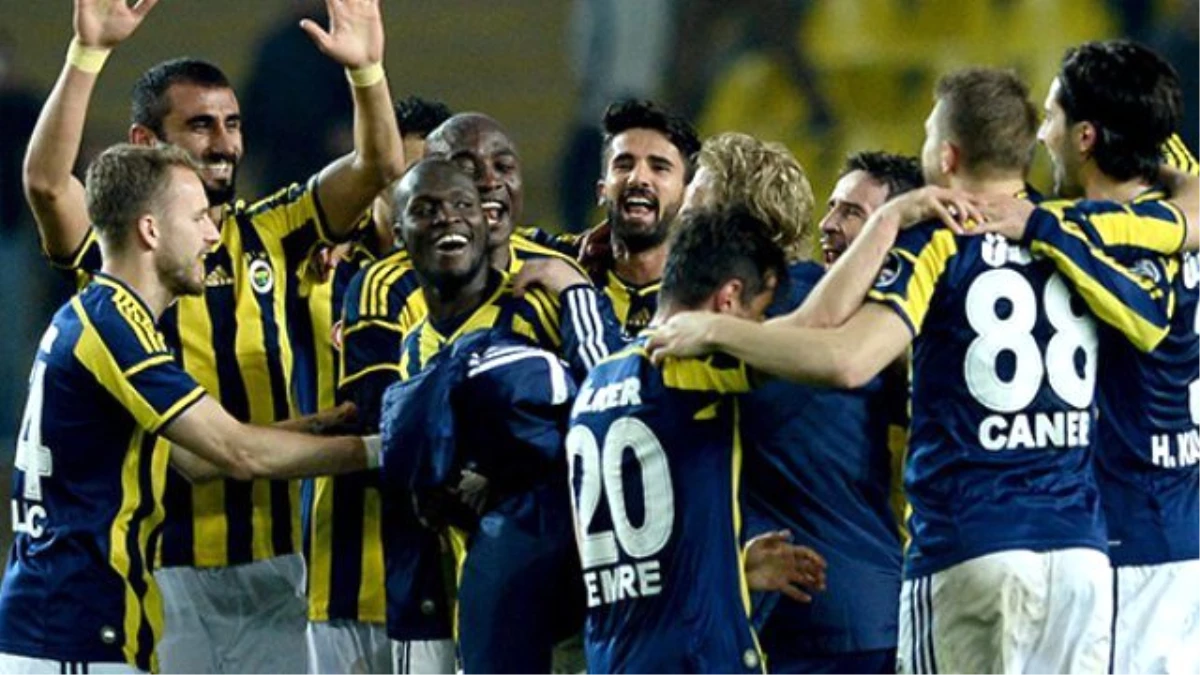 Fenerbahçe\'de 5 Futbolcuyla Yollar Ayrıldı