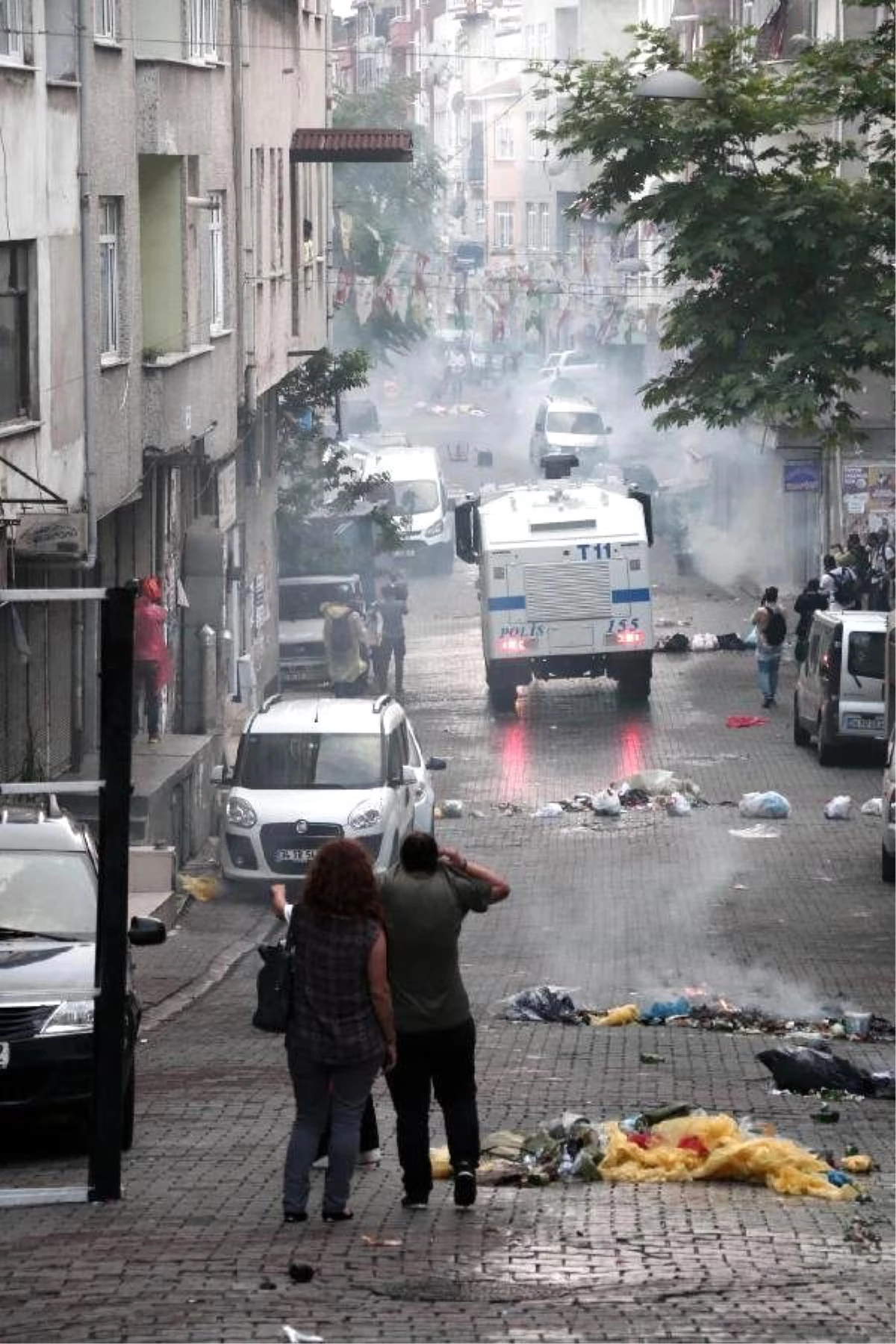 Fotoğraf) Polis, Berkin Elvan Anmasına İzin Vermedi