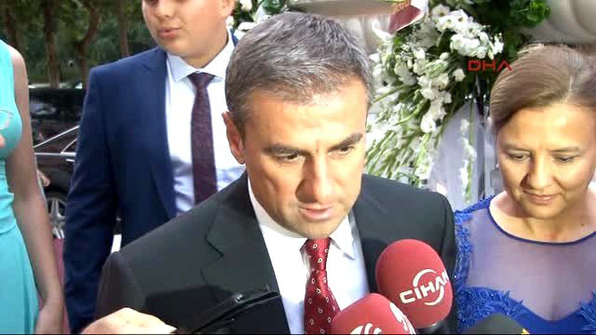 Galatasaray Kulübü Başkanı Özbek Birkaç Gün İçinde Netice Alacağımız Transferler Var. Bitiriyoruz,...