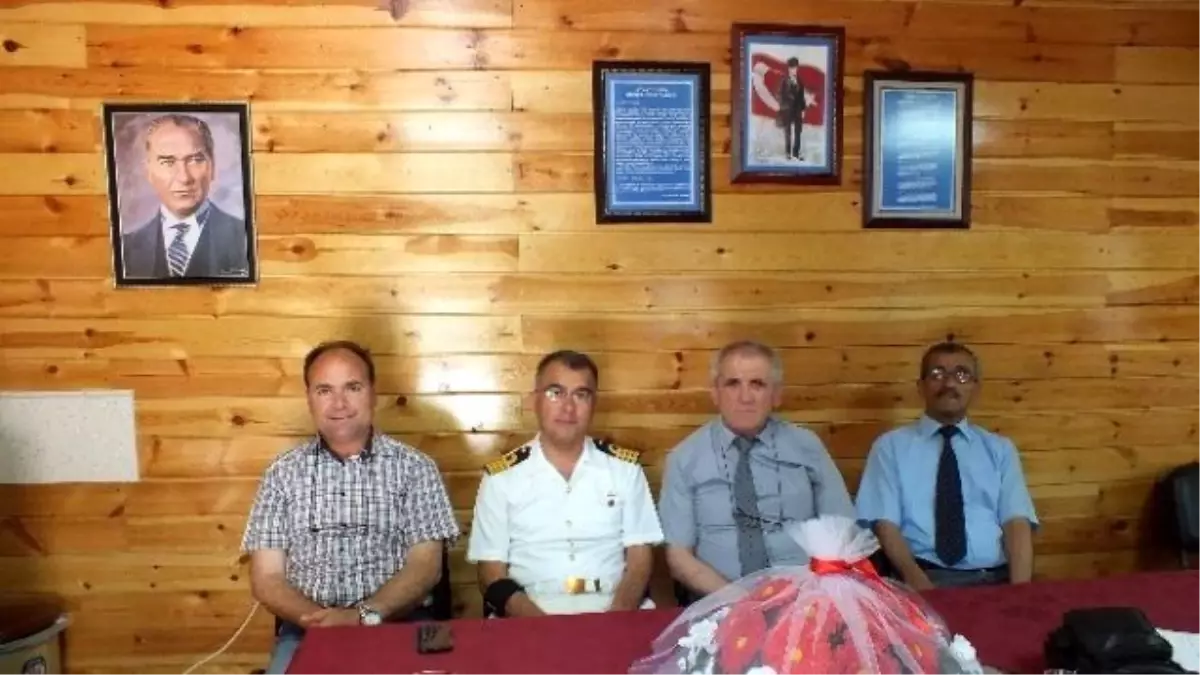 Garnizon Komutanı Albay Erdemir'den Şehit Aileleri ve Gaziler Derneğine Ziyaret