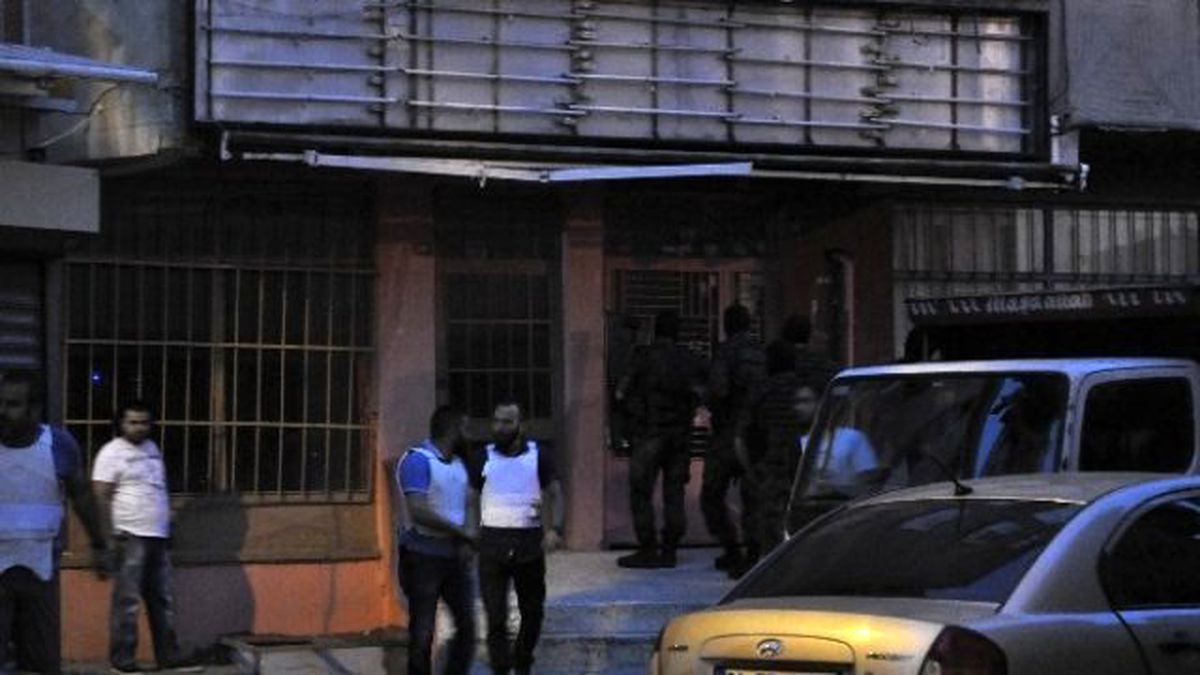 İstanbul\'da Şafak Operasyonu