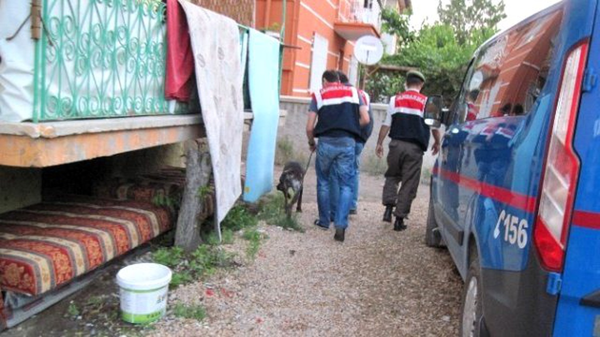 Konya\'da Uyuşturucu Operasyonu: 10 Gözaltı