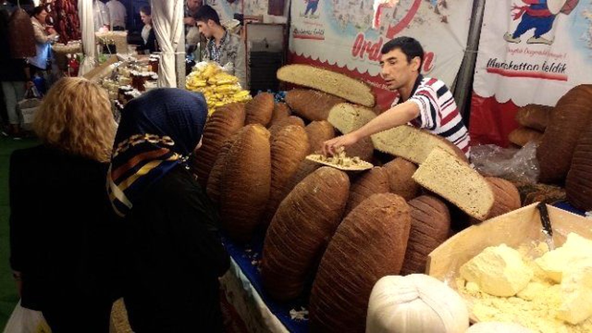 Kütahya\'da Balina Ekmeğe Rağbet