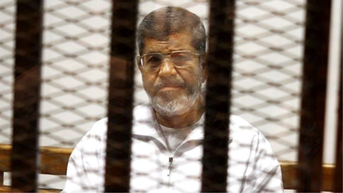 Mursi\'yle İlgili İdam Kararının Onanması Sosyal Medyayı Salladı