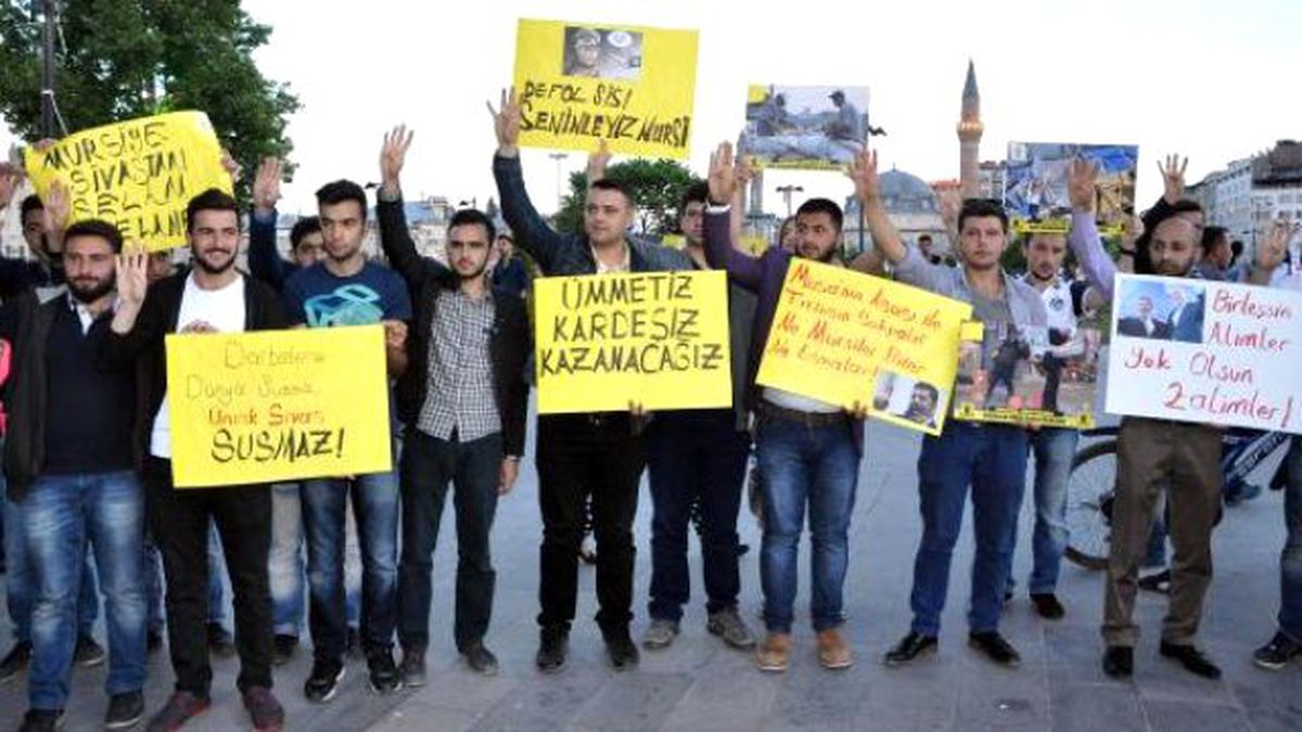Sivas\'ta Mısır\'daki İdam Kararları Protesto Edildi