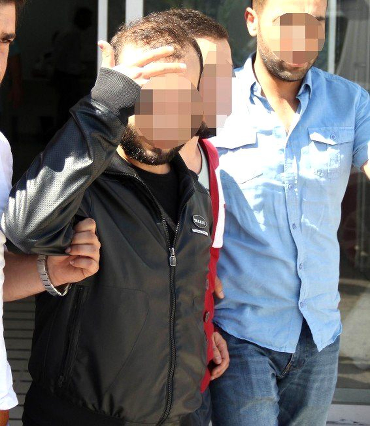 Uyuşturucuyla Yakalanan Kardeşler Tutuklandı