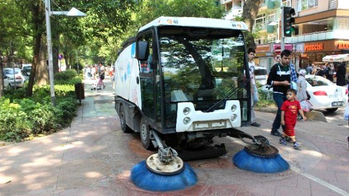 Yürüyüş Yolu 24 Saat Temizleniyor