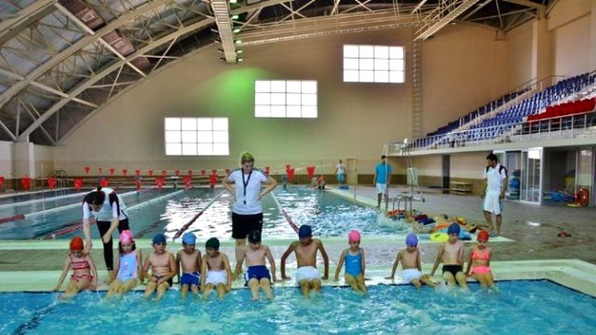 6-12 Yaş Çocuklar Yüzme Öğreniyor