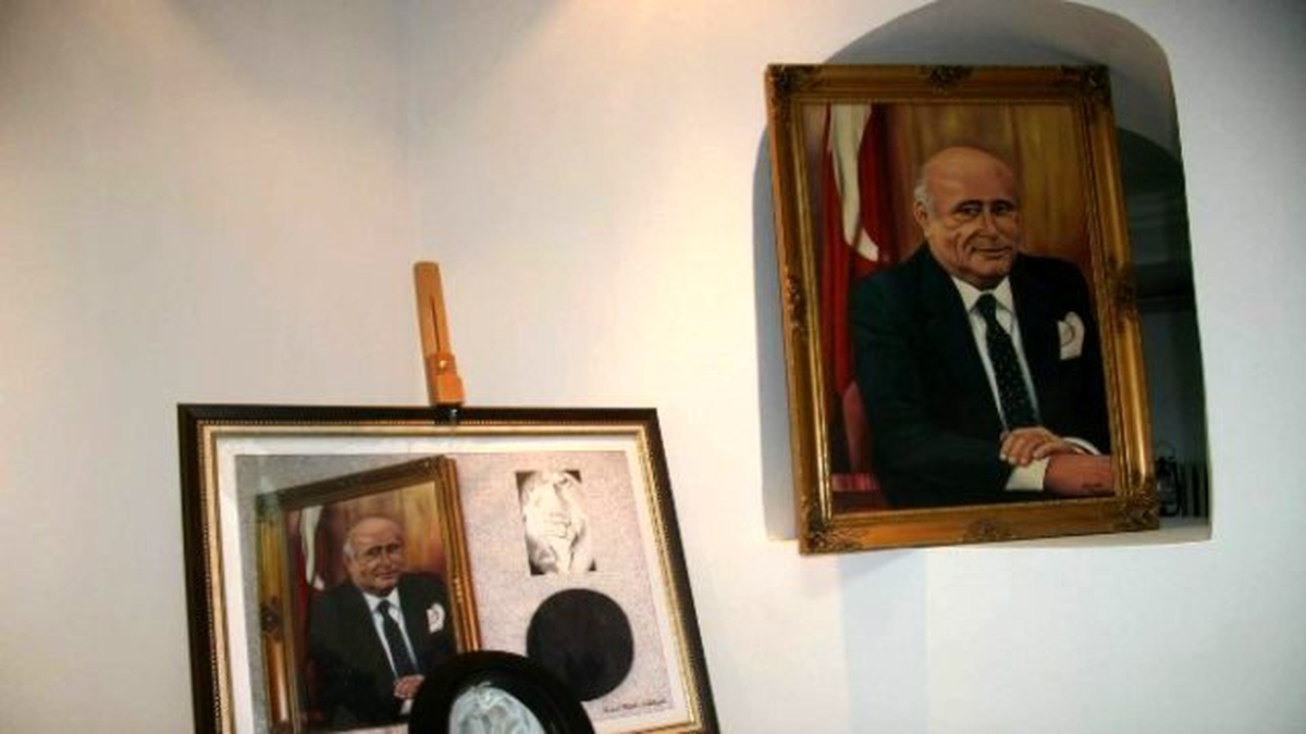 Süleyman Demirel\'in Lise Karnesindeki Tek Kırık Not