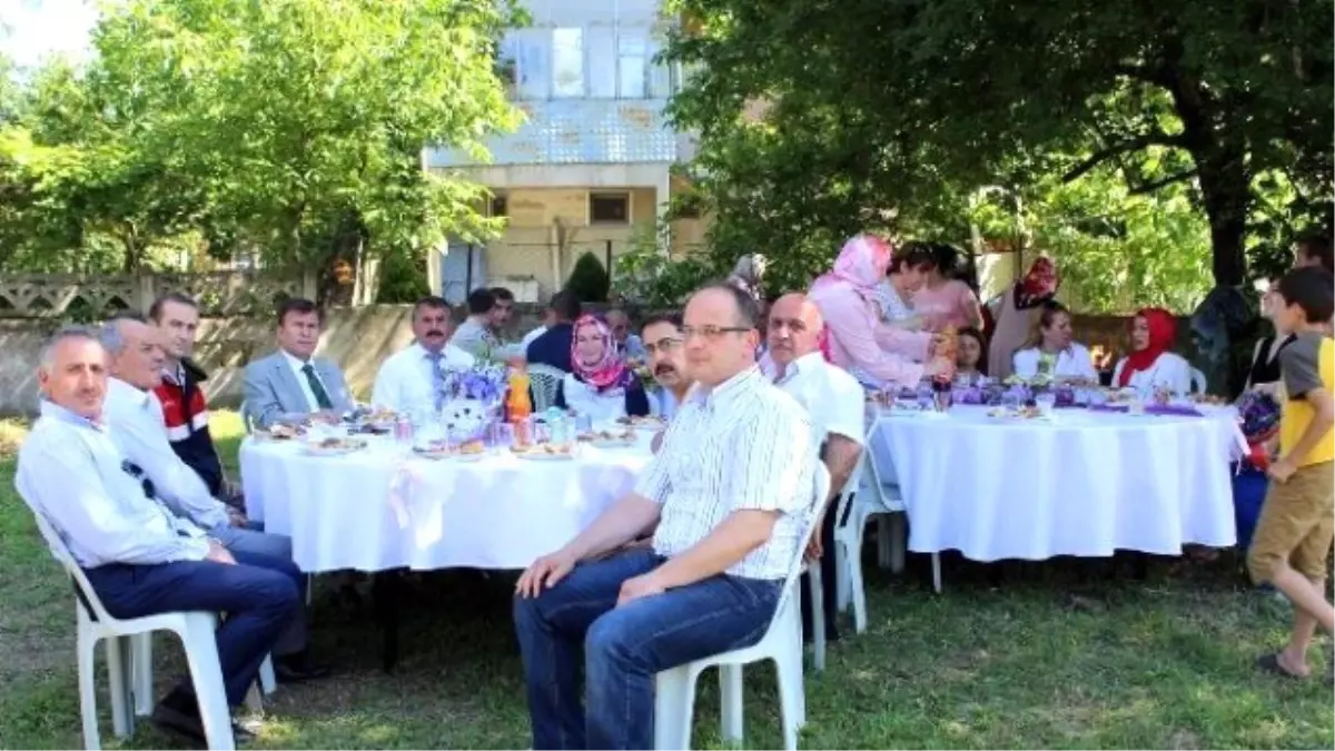 Ahmediye Mahallesi\'nde Yılsonu Sergisi Açıldı