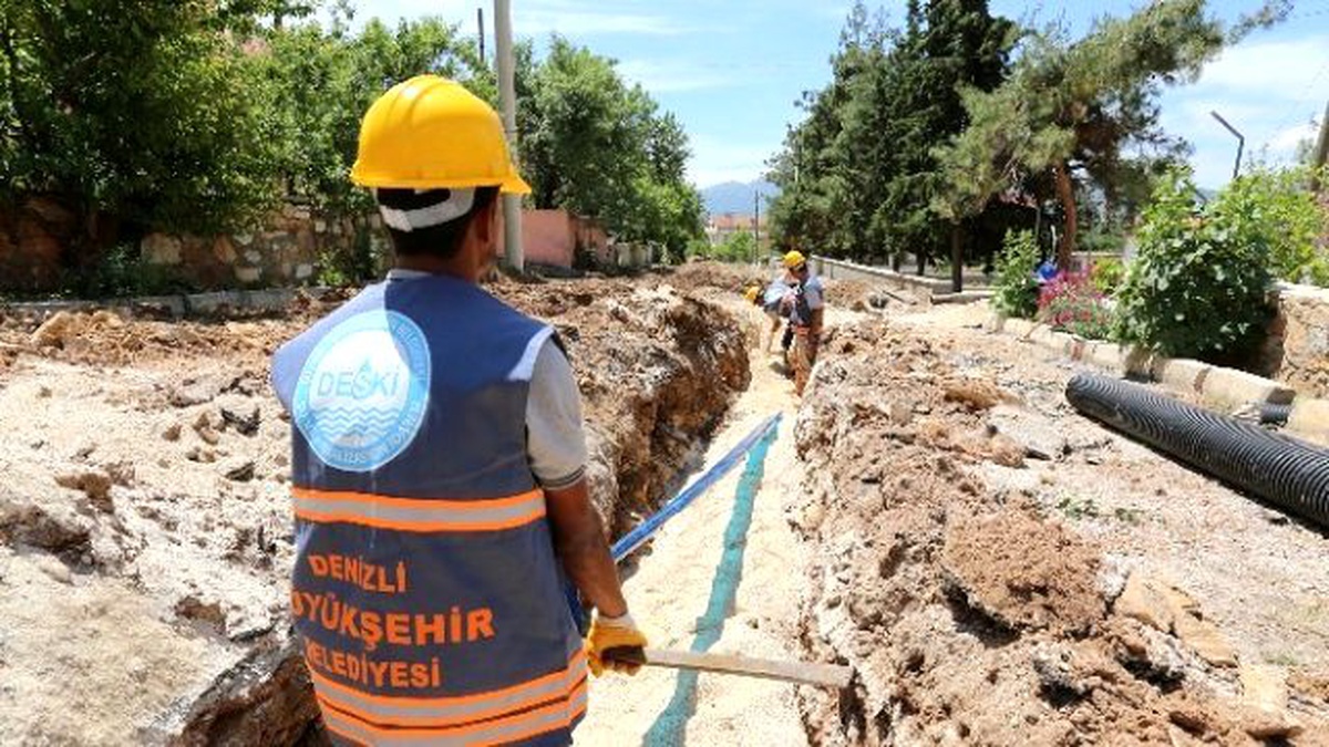 Denizli Akkent\'in İçme Suyu Hattı Değişti