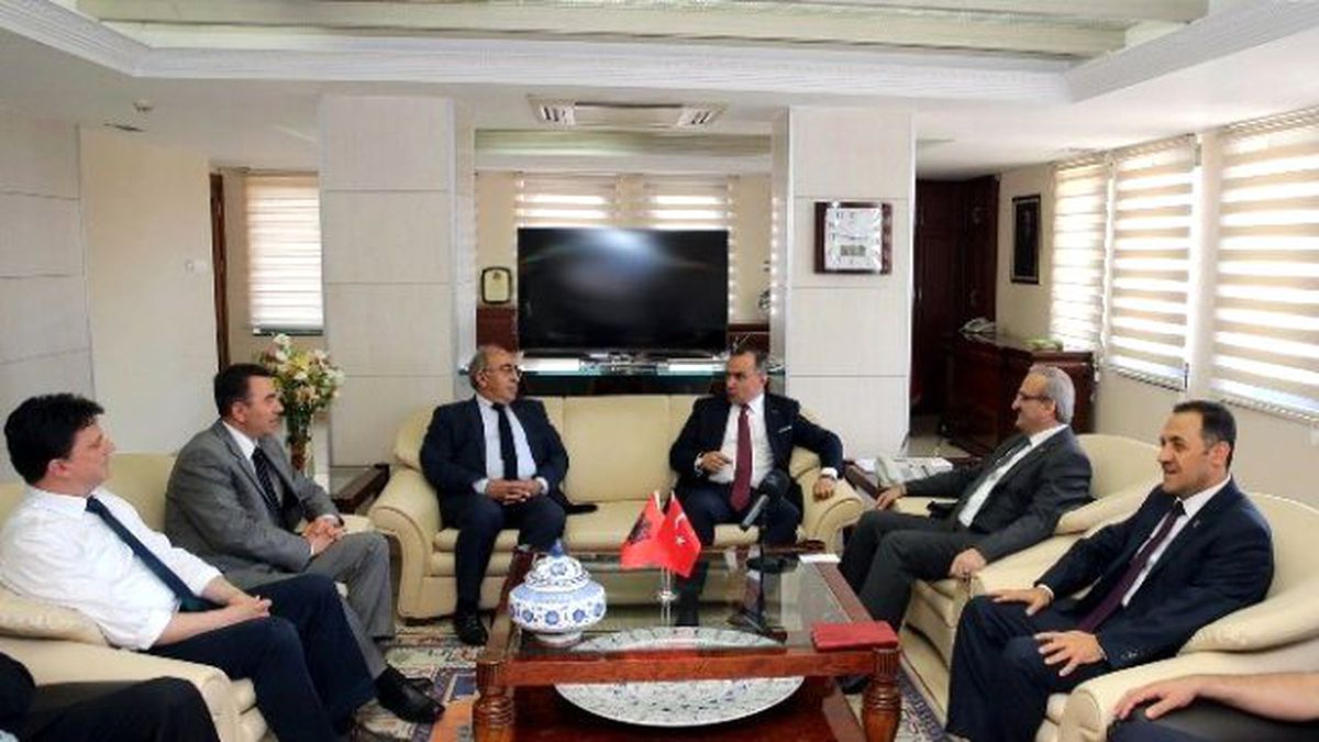 Arnavutluk Büyükelçisinden Bursa Valiliği\'ne Ziyaret