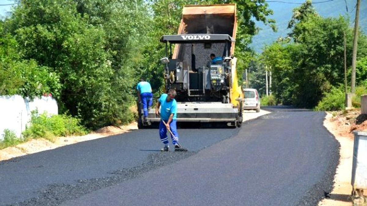 Arslanbey Mahallesi\'nde Asfalt Çalışması