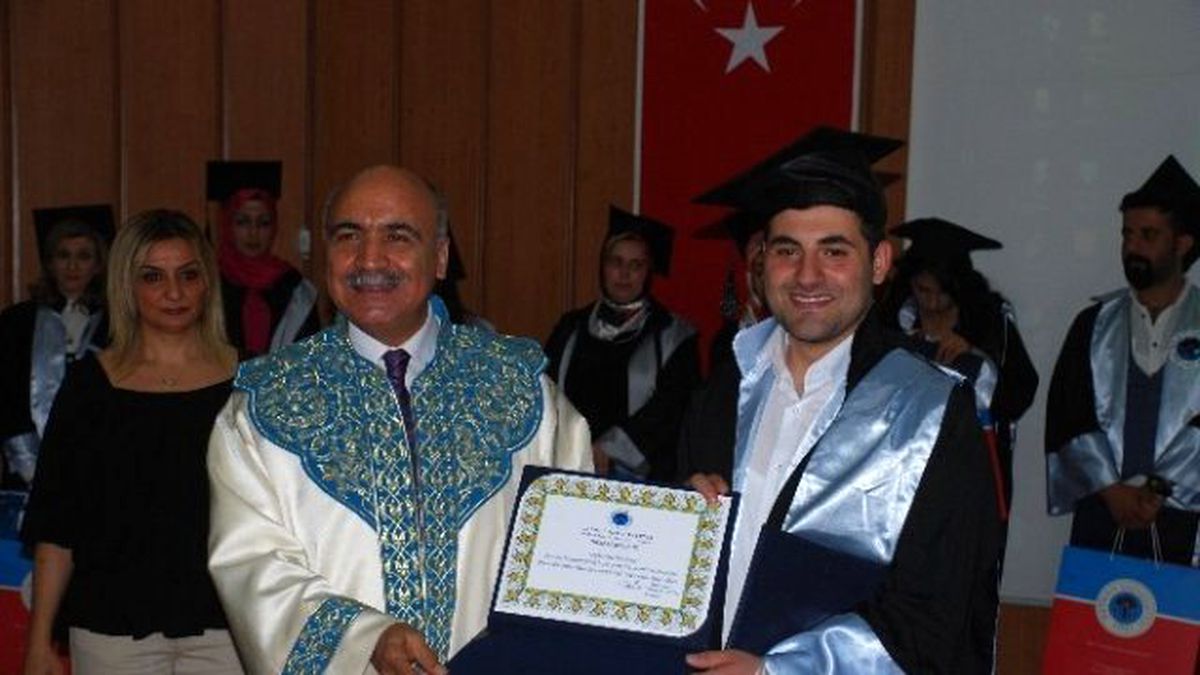 Batman\'da Mezun Olan Bin 650 Öğrenci Diplomalarını Aldı
