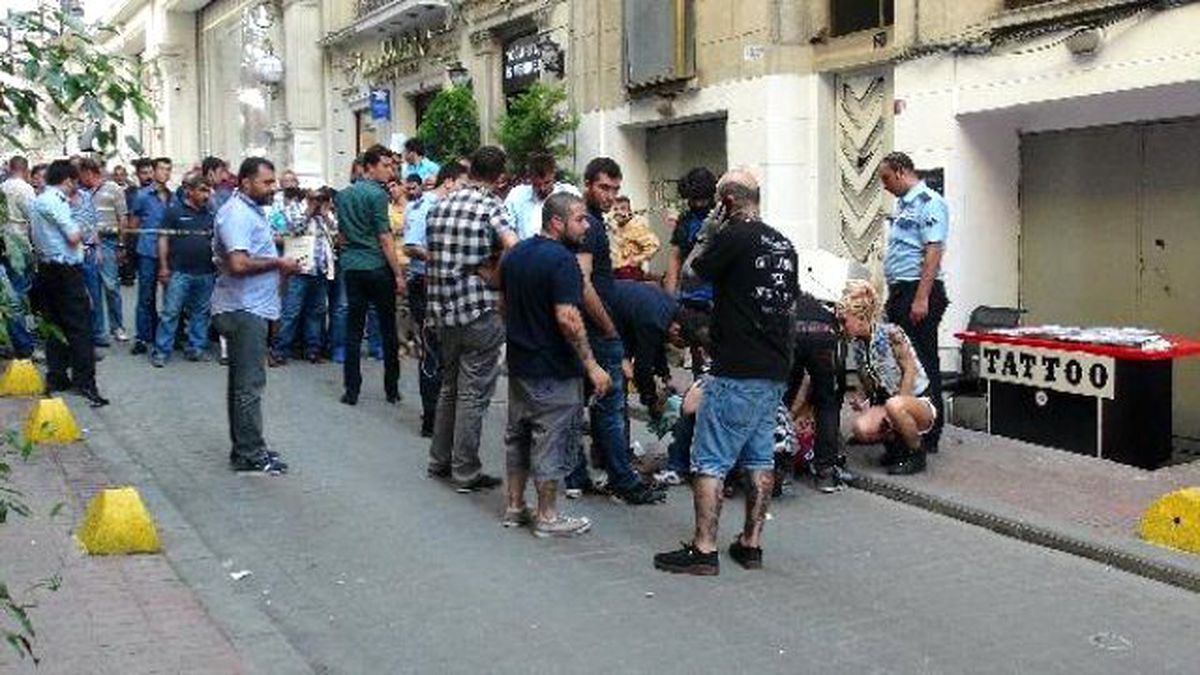 Beyoğlu\'nda Silahlı Yaralama...