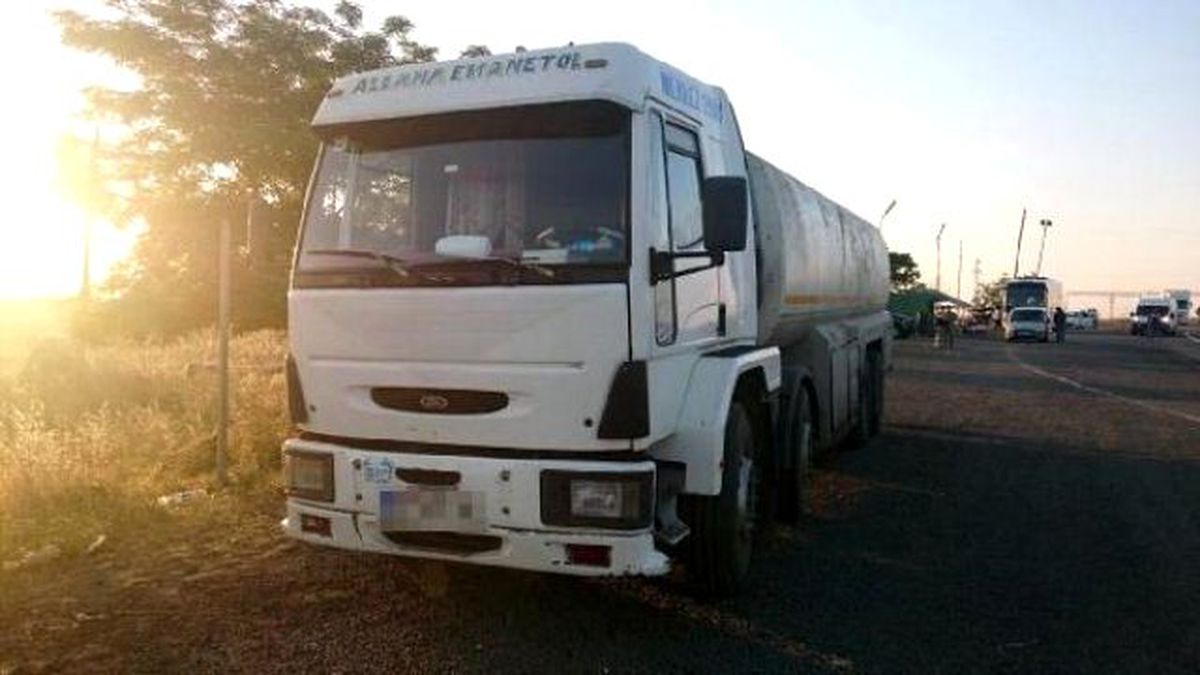 Botaş Boru Hattından Çaldıkları Bir Tanker Ham Petrolle Yakalandılar