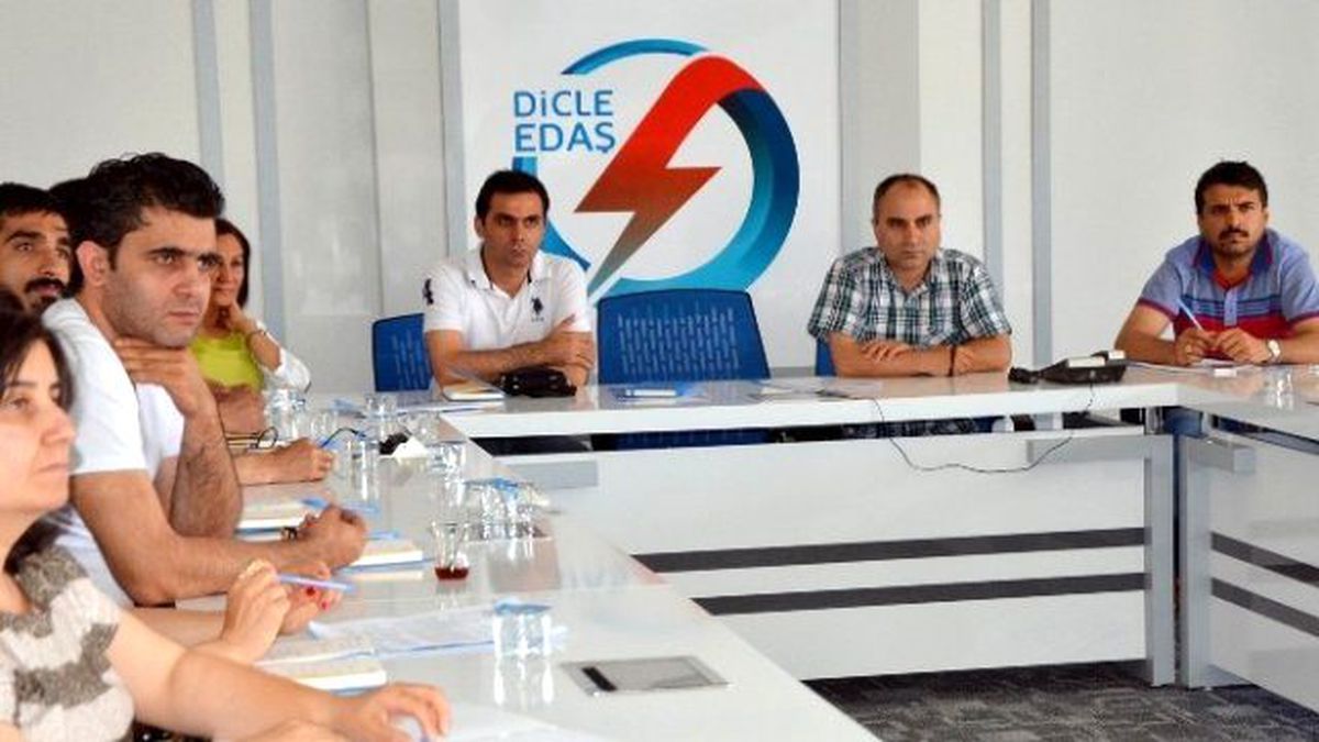 Dicle Edaş\'ta İş Hukuku Semineri