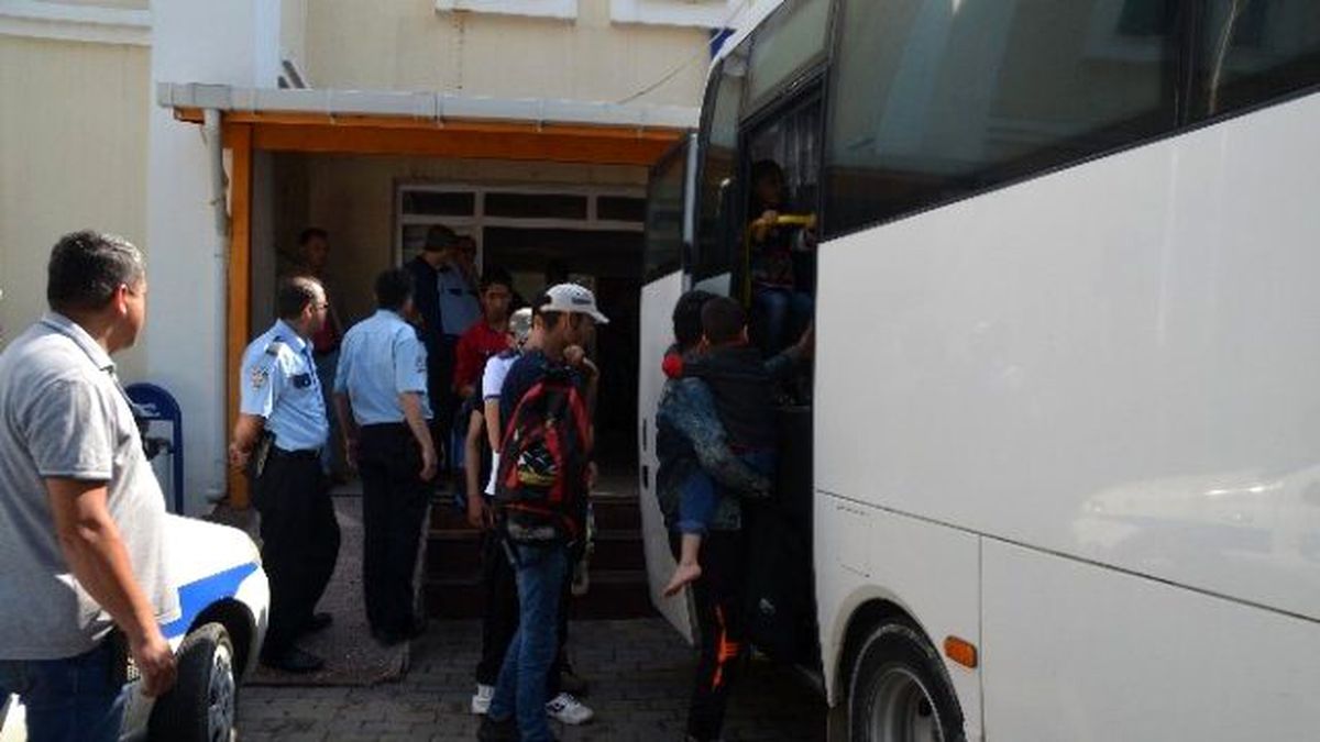 Gelibolu\'da 83 Kaçak Yakalandı