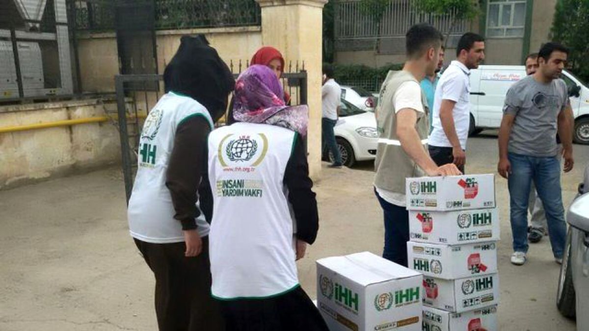 İHH Muhtaçları Sevindirdi
