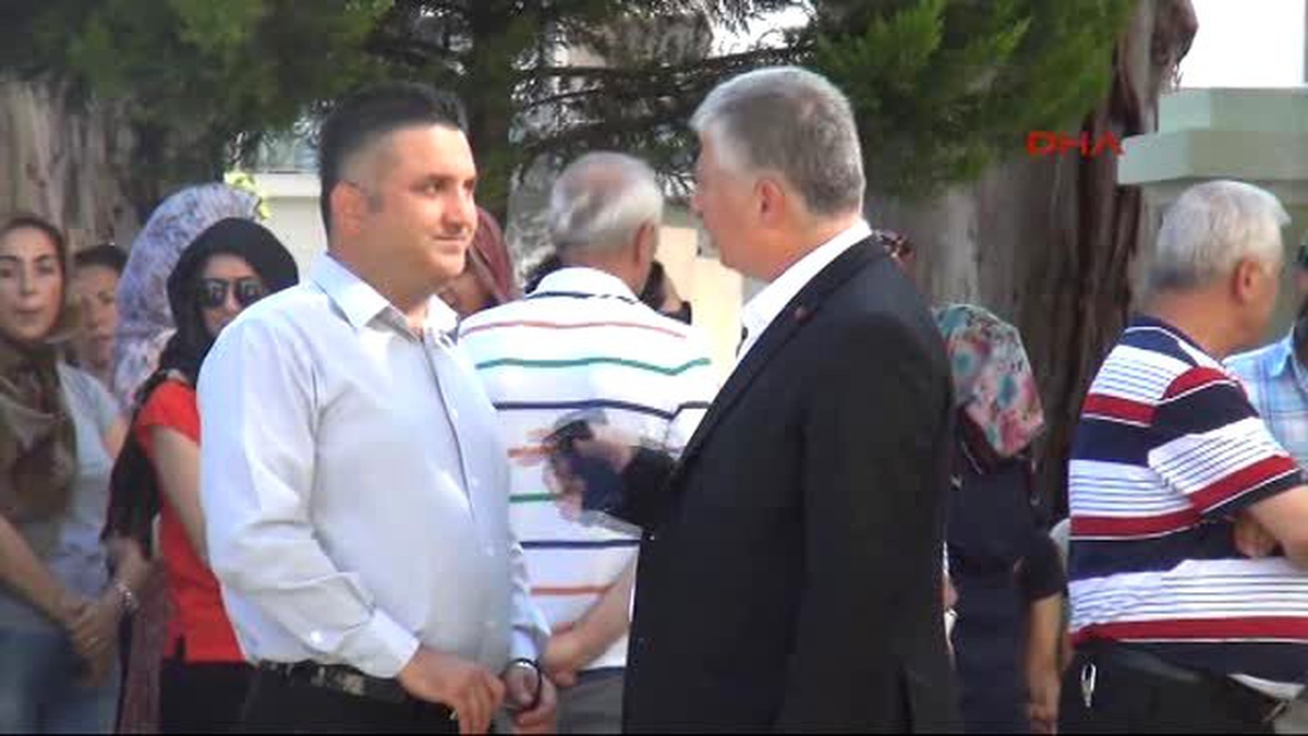 İzmir Gözyaşları Arasında Uğurlandılar