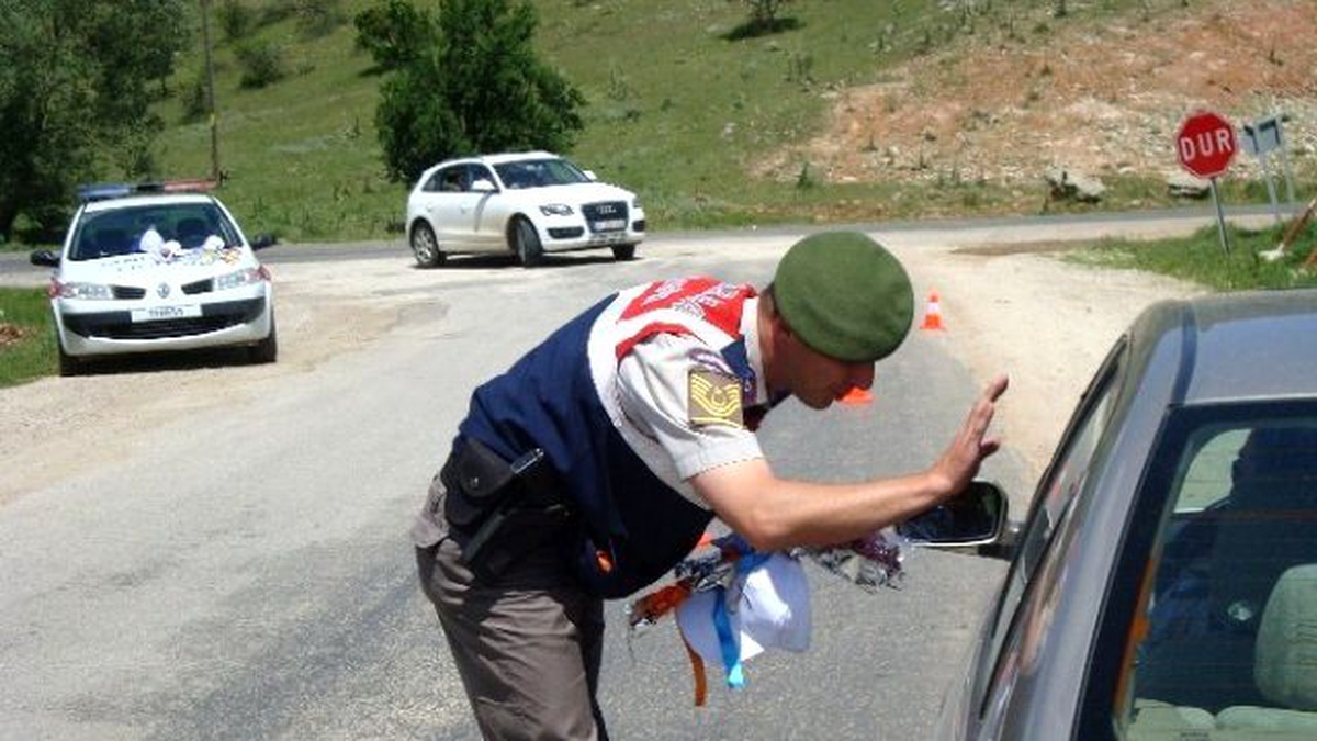 Jandarma Trafik Timlerinden Farkındalık Etkinliği