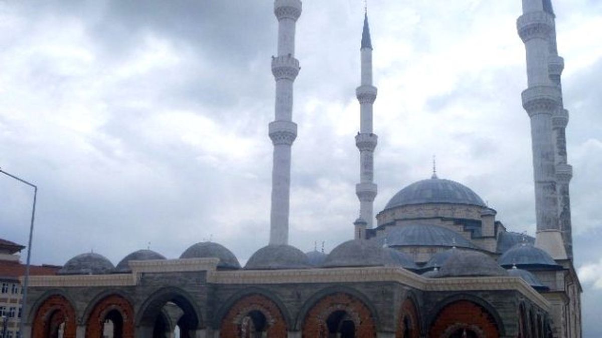 Kayı Boyu Camii\'nde İnşaat Çalışmalar Devam Ediyor