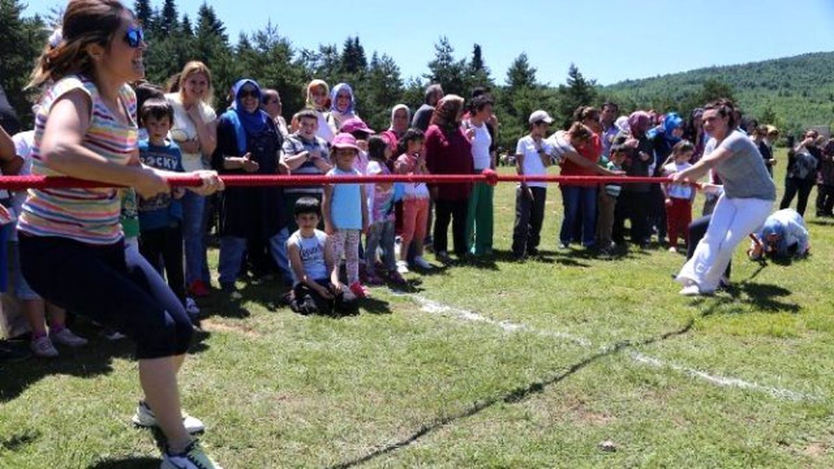 Ko-mek Ailesi Yılsonu Pikniğinde Buluştu