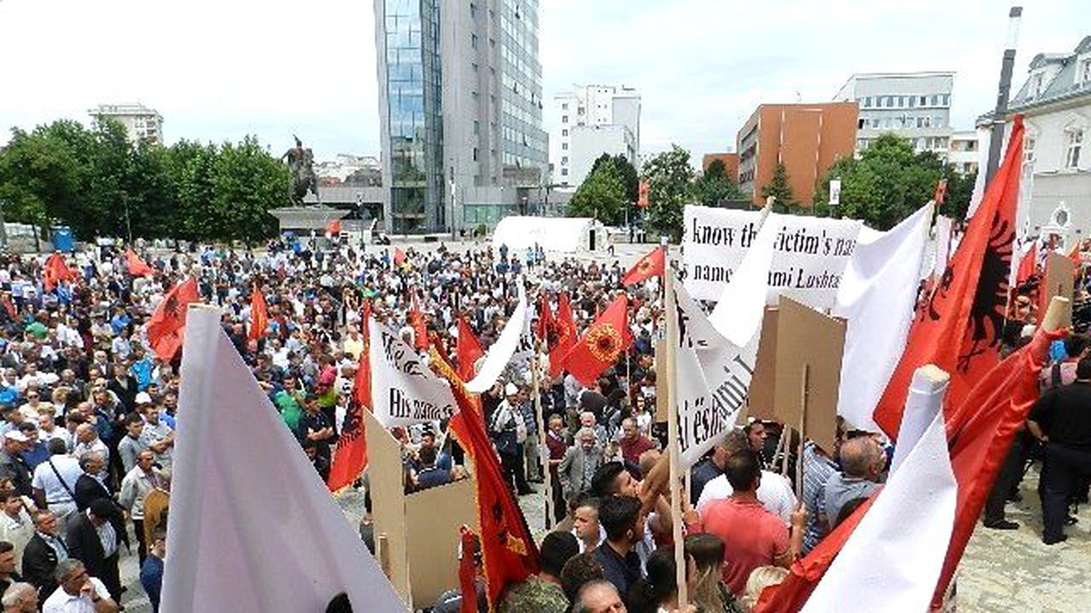 Kosovalı Gaziler Özel Mahkeme\'nin Kurulmasına "Hayır" Dedi