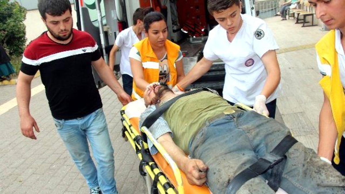 Lastikten Fırlayan Parça Sonucu Yüzünden Yaralandı