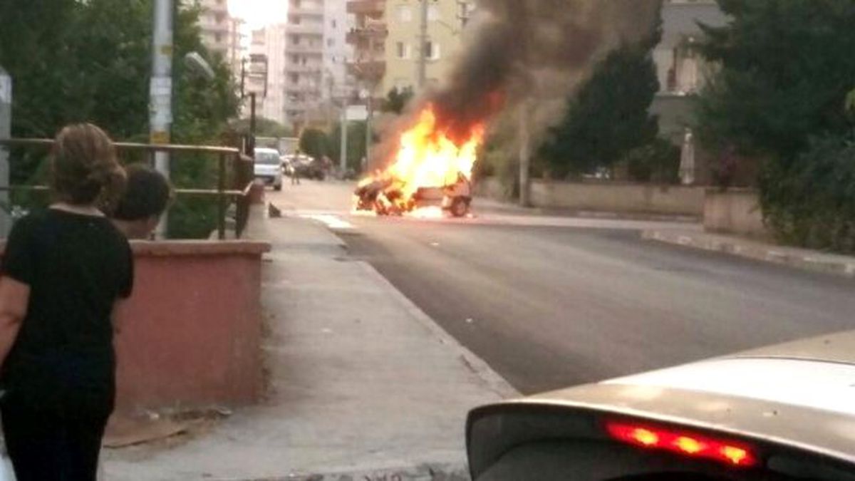 Lpg\'li Araç Yanarak Kullanılamaz Hale Geldi