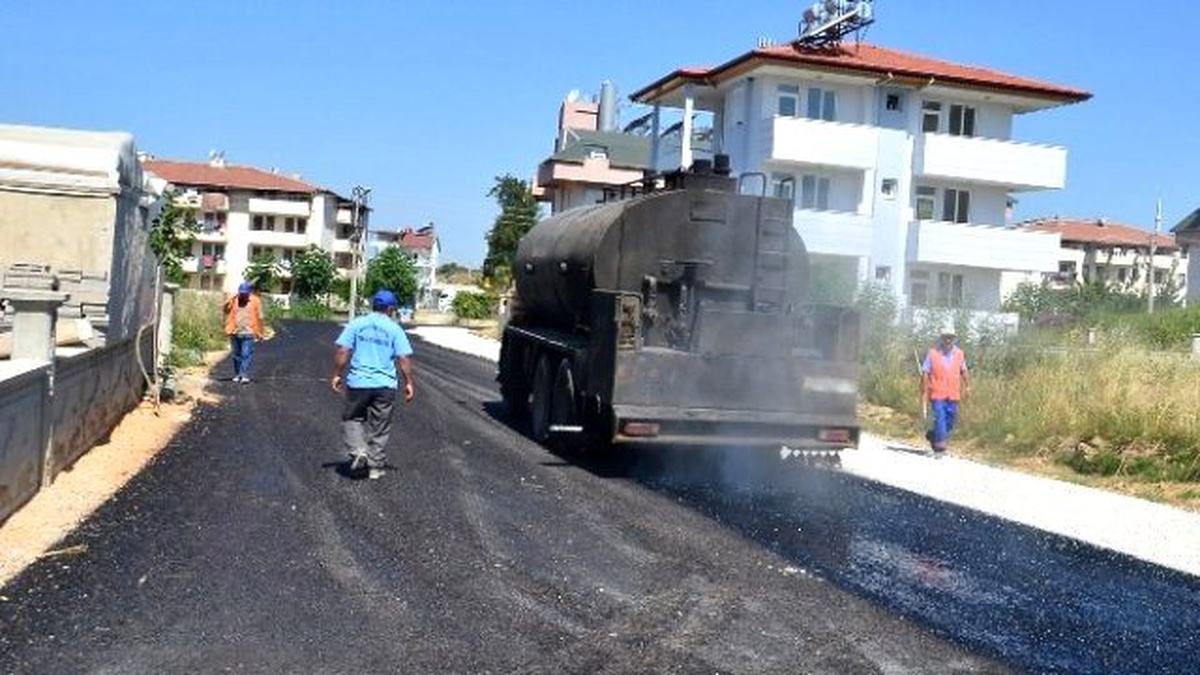 Manavgat Belediyesi\'nden Ilıca\'da Asfalt Çalışmaları