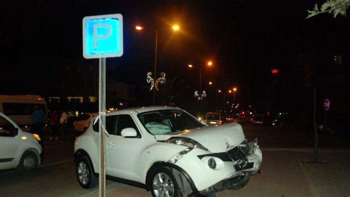Manavgat\'ta Meydana Gelen Kazada Şans Eseri Yaralanan Olmadı